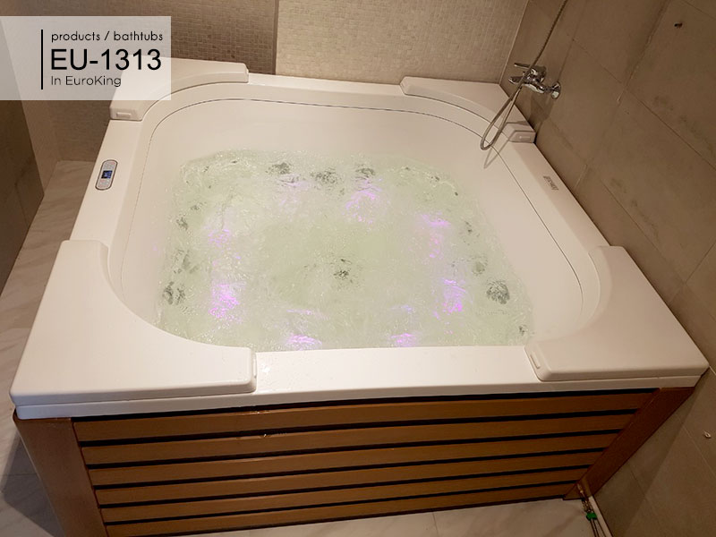 Bồn tắm massage EU-1313