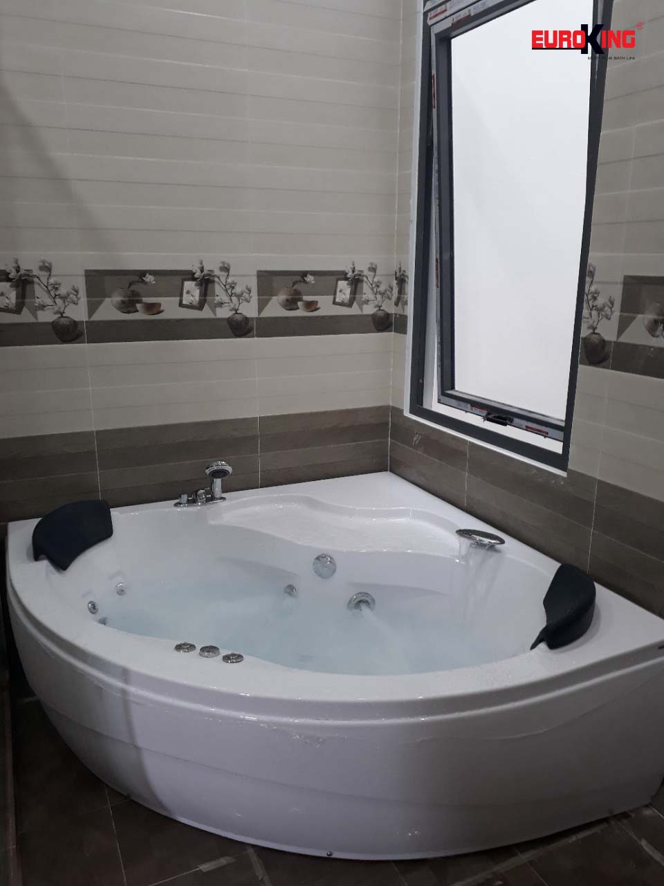 Bồn tắm massage EU-6601