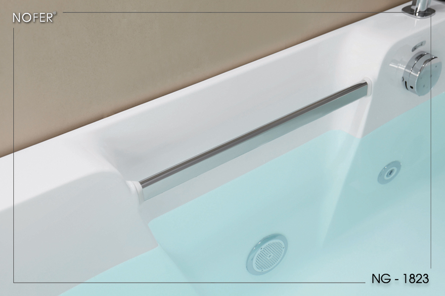 Tay vịn bằng thép không gỉ #304 của bồn tắm massage NG-1823