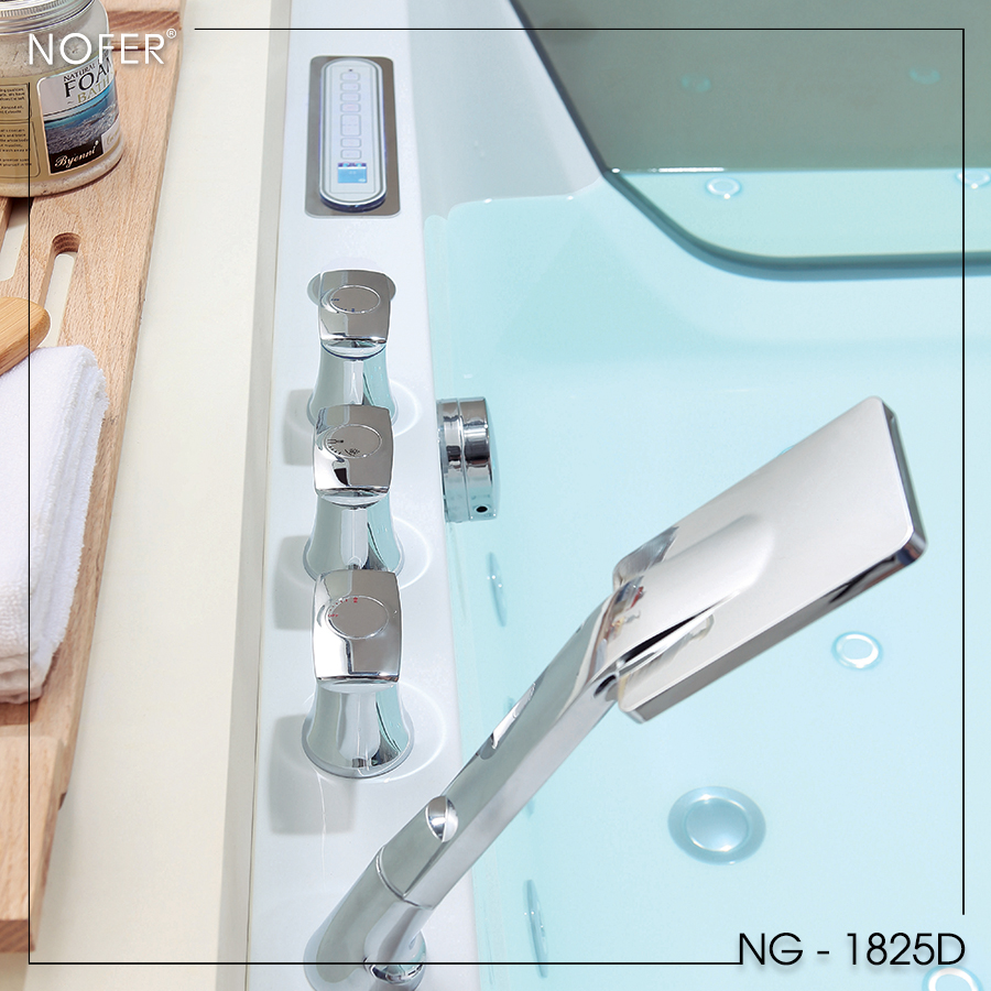 Bảng điều khiển và hệ thống sen