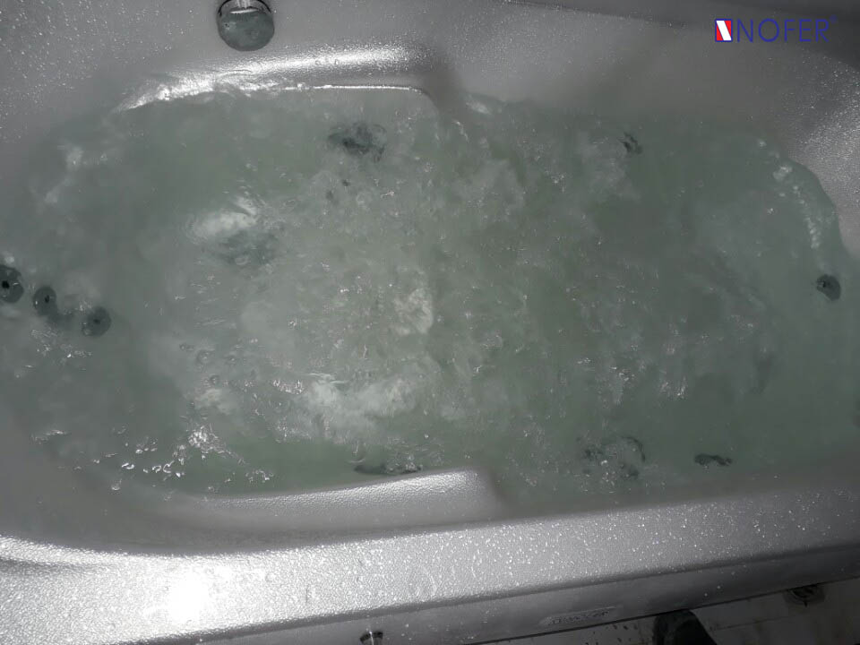 Khi bồn tắm massage NG-5501 hoạt động 