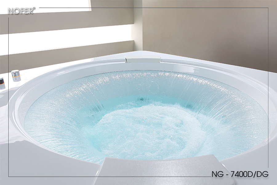 Bồn tắm masage NG-7400D/DG tạo thác khi hoạt động